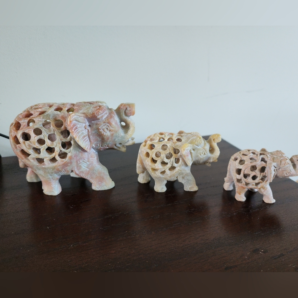 3 piece marble ornamental elephant set
